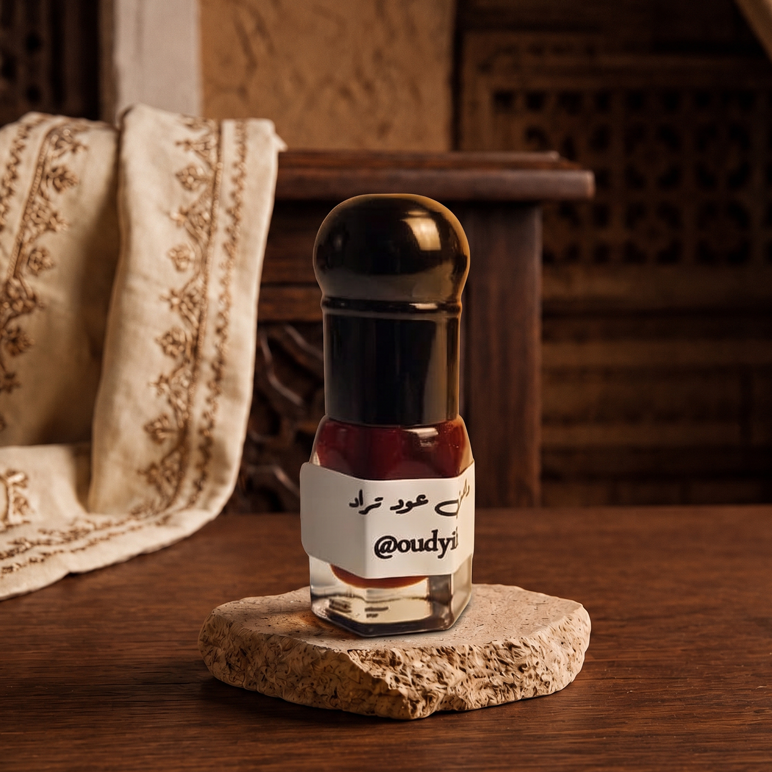 دهن عود تراد